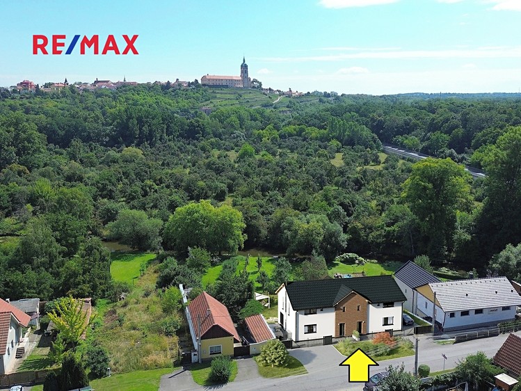 Prodej vícegeneračního domu 190 m², pozemek 1 224 m² - foto 2