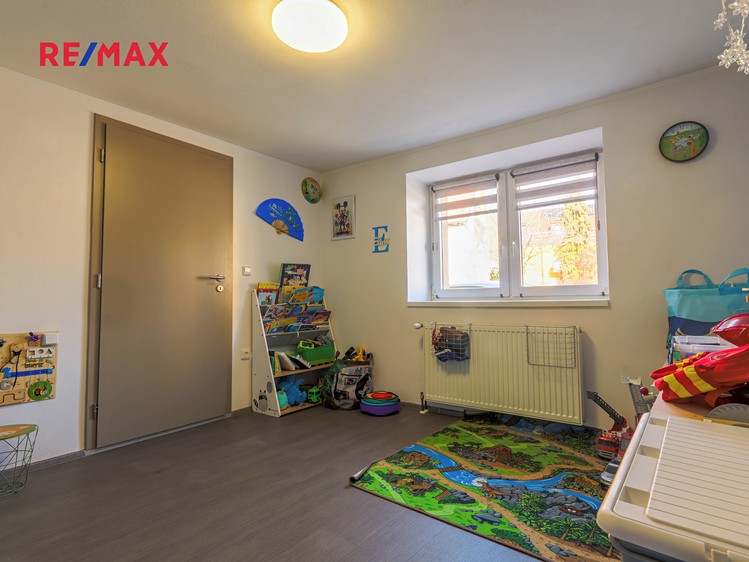 Prodej  rodinného domu 210 m², pozemek 359 m² - foto 7