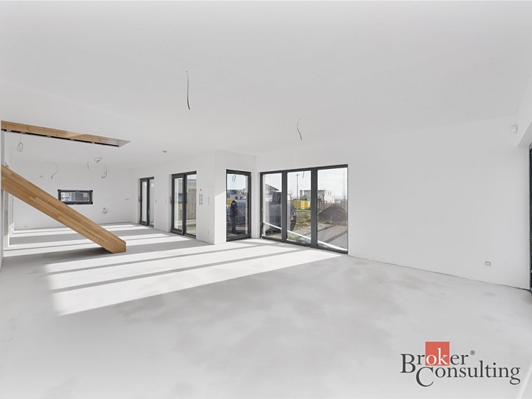 Prodej rodinného domu 160 m², pozemek 820 m² - foto 2