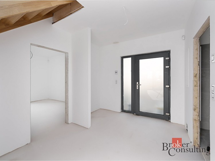Prodej rodinného domu 160 m², pozemek 820 m² - foto 6