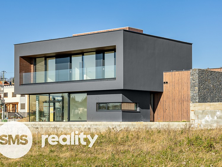 Prodej rodinného domu 251 m², pozemek 796 m² - foto 4