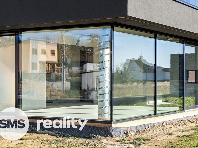 Prodej rodinného domu 251 m², pozemek 796 m² - foto 5