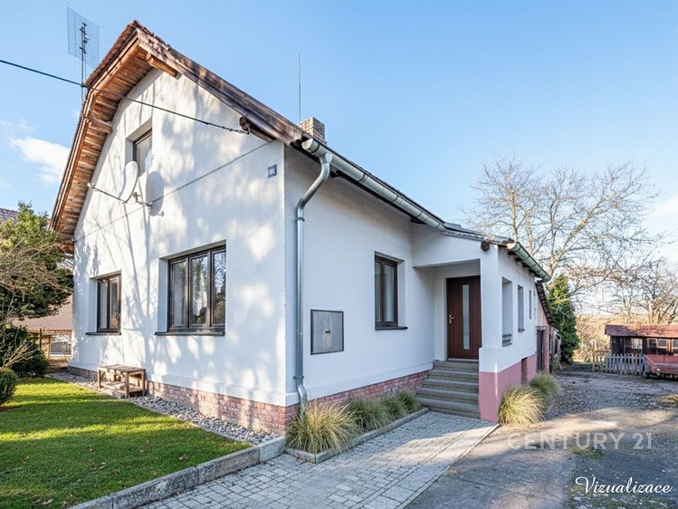 Prodej rodinného domu 185 m², pozemek 994 m² - foto 2