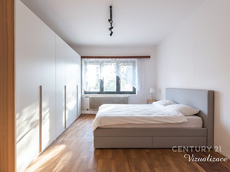 Prodej rodinného domu 185 m², pozemek 994 m² - foto 8