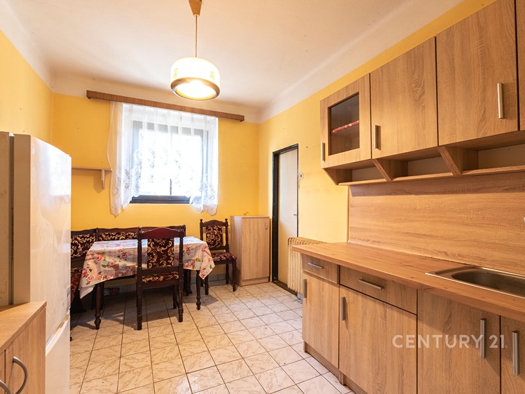 Prodej rodinného domu 185 m², pozemek 994 m² - foto 5