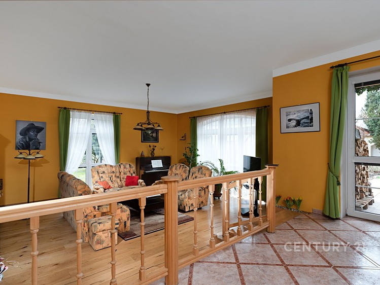 Prodej rodinného domu 498 m², pozemek 852 m² - foto 6