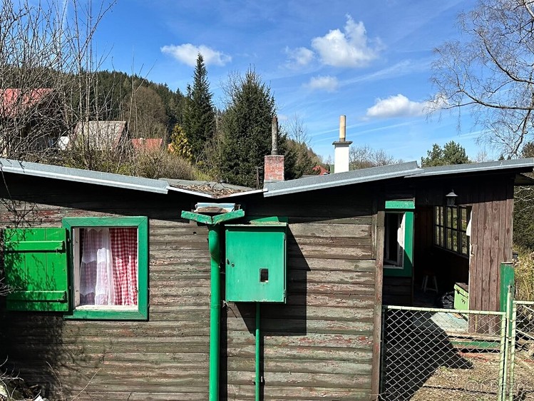 Prodej chaty 38 m², pozemek 218 m² - foto 2