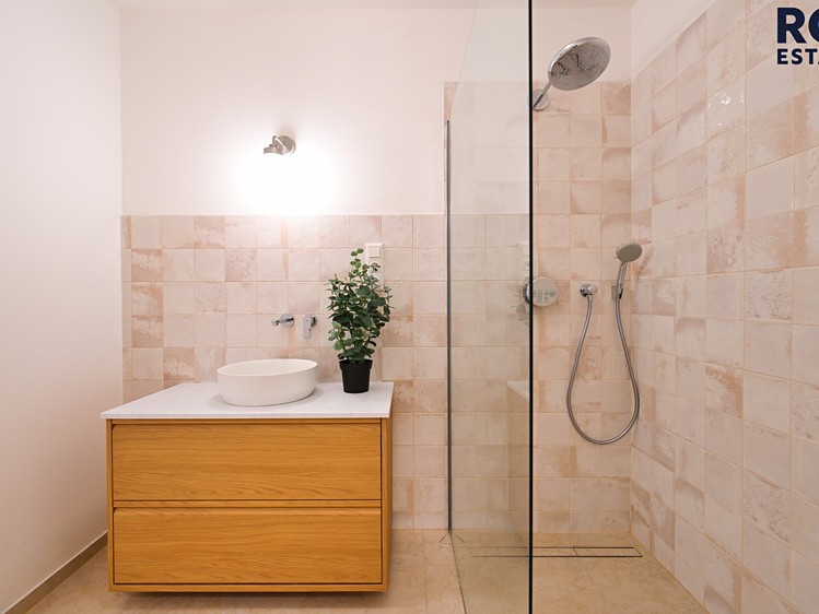 Prodej rodinného domu 103 m², pozemek 1 514 m² - foto 2