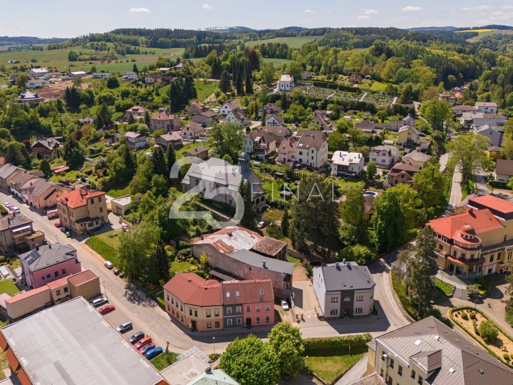Prodej rodinného domu 140 m², pozemek 1 930 m² - foto 1