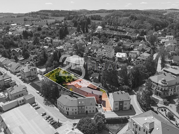 Prodej rodinného domu 140 m², pozemek 1 930 m² - foto 2
