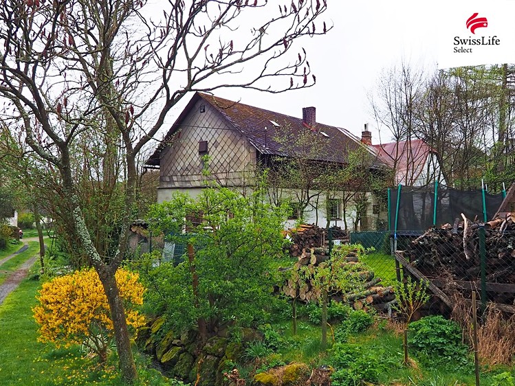 Prodej rodinného domu 107 m², pozemek 558 m² - foto 2