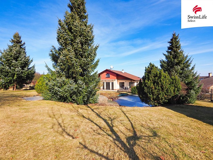 Prodej rodinného domu 250 m², pozemek 1 799 m² - foto 5