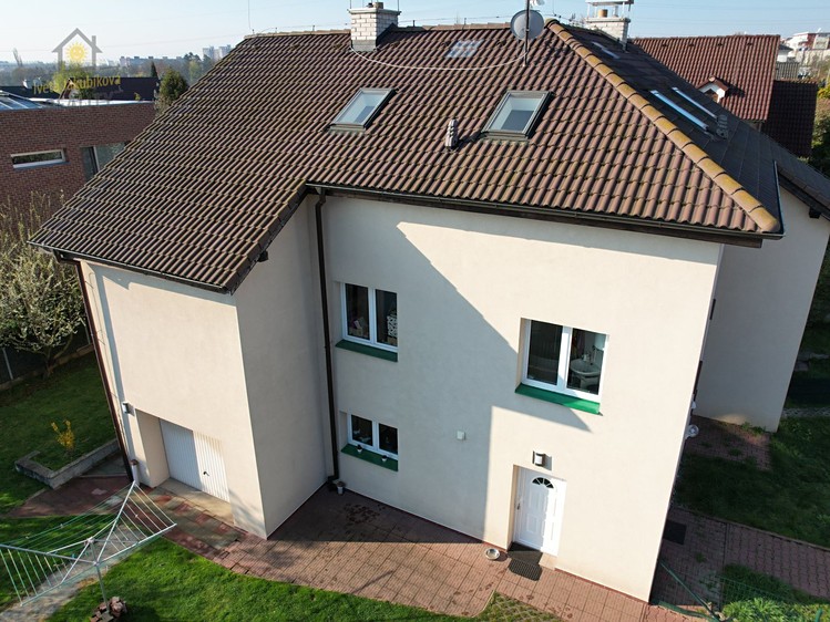 Prodej rodinného domu 115 m², pozemek 271 m² - foto 2