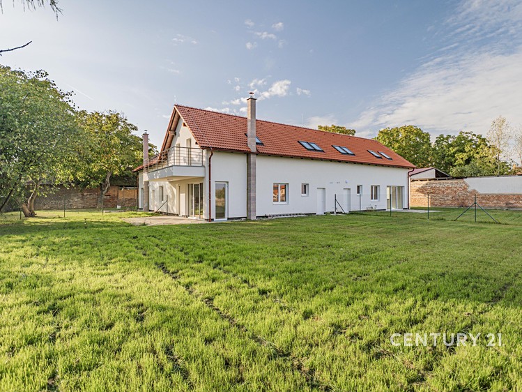 Prodej rodinného domu 130 m², pozemek 505 m² - foto 2