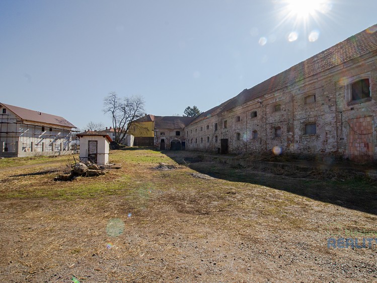 Prodej  zemědělské usedlosti 1 113 m², pozemek 2 906 m² - foto 8