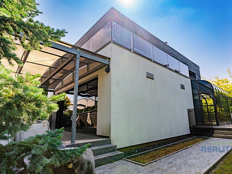Prodej  rodinného domu 241 m², pozemek 119 m² - foto 4