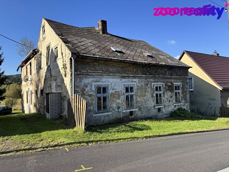 Prodej rodinného domu 200 m², pozemek 125 m² - foto 1