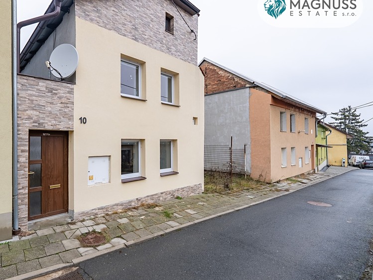 Prodej rodinného domu 119 m², pozemek 128 m² - foto 1