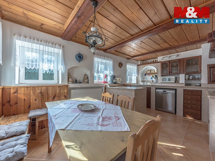 Prodej chalupy 250 m², pozemek 1 276 m² - foto 5
