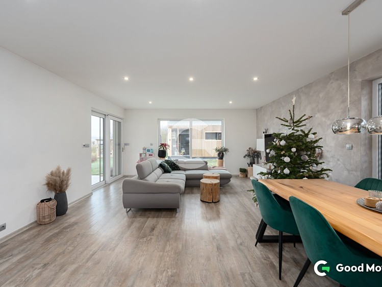 Prodej rodinného domu 146 m², pozemek 600 m² - foto 7