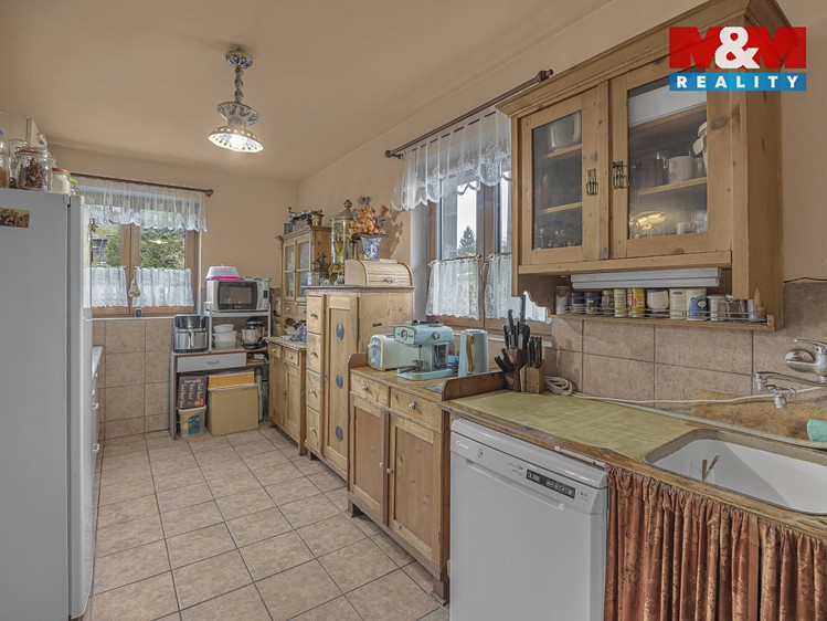 Prodej rodinného domu 109 m², pozemek 3 949 m² - foto 3