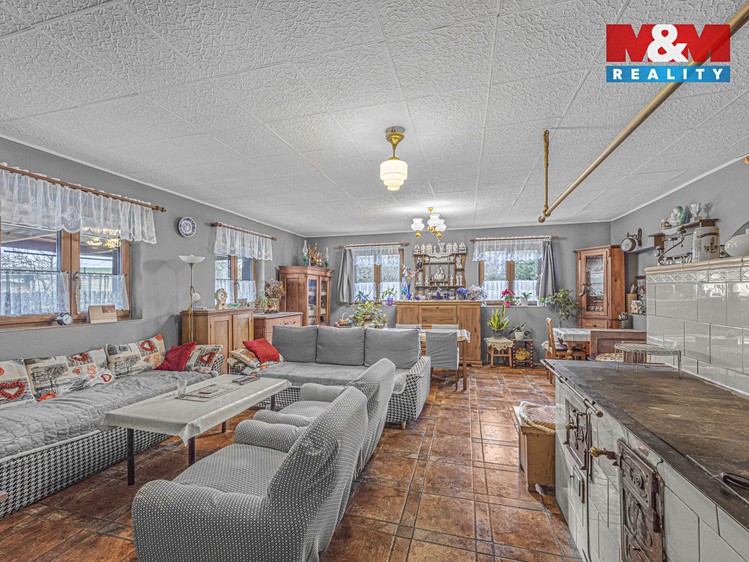 Prodej rodinného domu 109 m², pozemek 3 949 m² - foto 5
