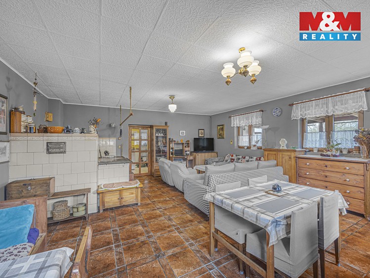 Prodej rodinného domu 109 m², pozemek 3 949 m² - foto 6
