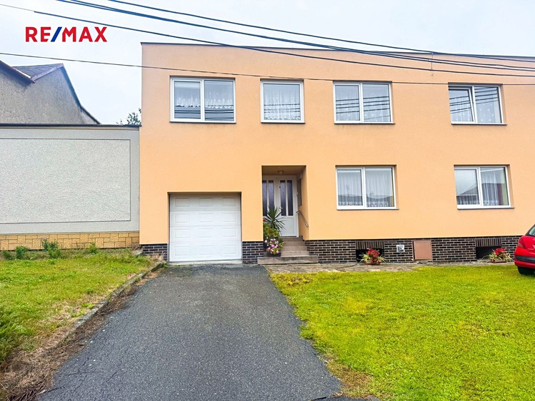 Prodej  rodinného domu 400 m², pozemek 941 m² - foto 3