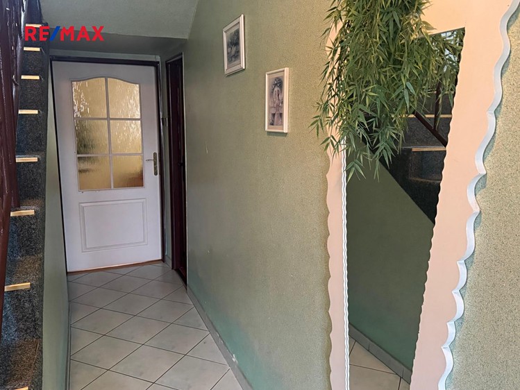Prodej  rodinného domu 400 m², pozemek 941 m² - foto 5