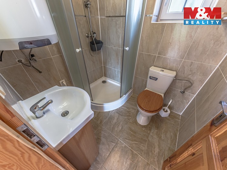Prodej chaty 73 m², pozemek 1 020 m² - foto 7
