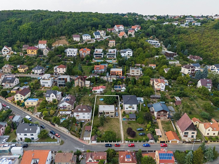 Prodej rodinného domu 192 m², pozemek 1 249 m² - foto 3