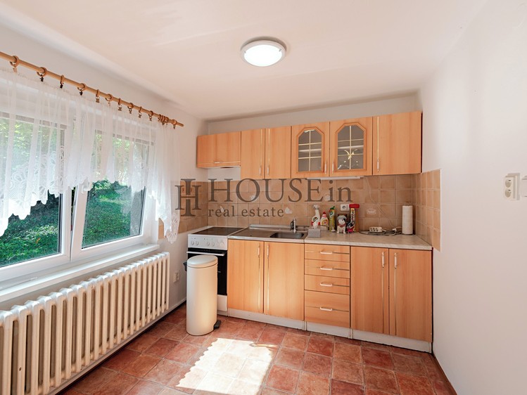Prodej rodinného domu 192 m², pozemek 1 249 m² - foto 8