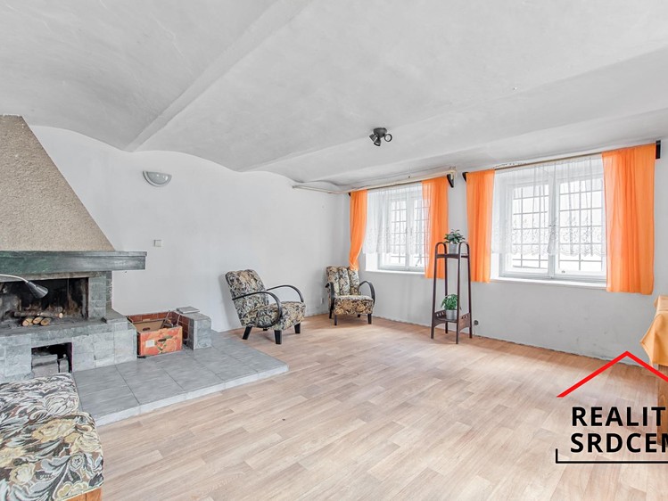 Prodej rodinného domu 600 m², pozemek 1 659 m² - foto 3