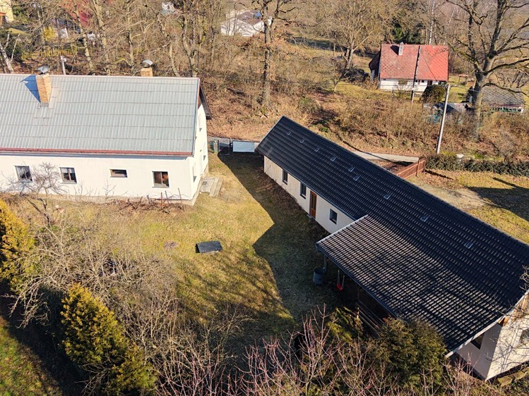 Prodej rodinného domu 148 m², pozemek 2 324 m² - foto 7
