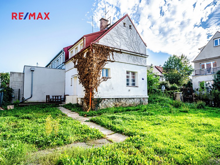 Prodej rodinného domu 74 m², pozemek 278 m² - foto 1