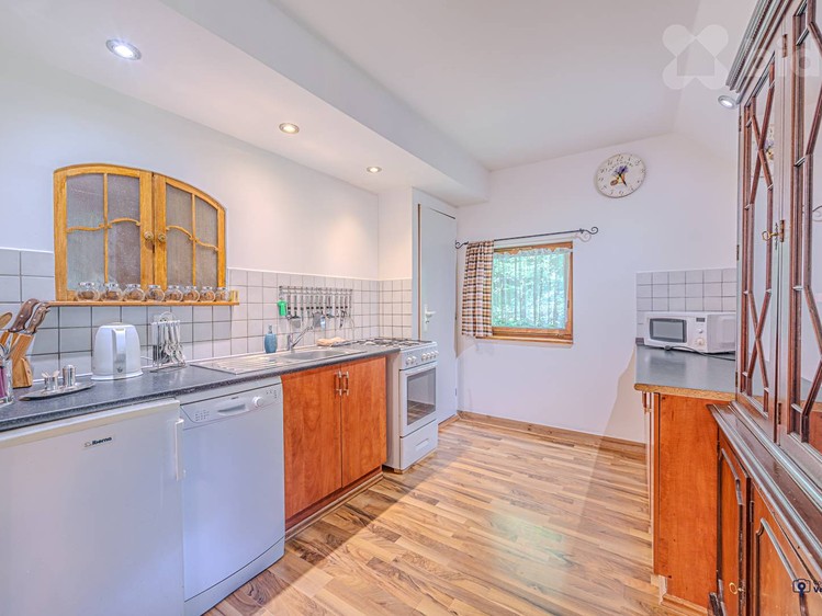 Prodej chalupy 513 m², pozemek 1 681 m² - foto 5