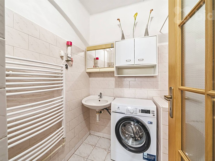 Prodej rodinného domu 127 m², pozemek 342 m² - foto 5