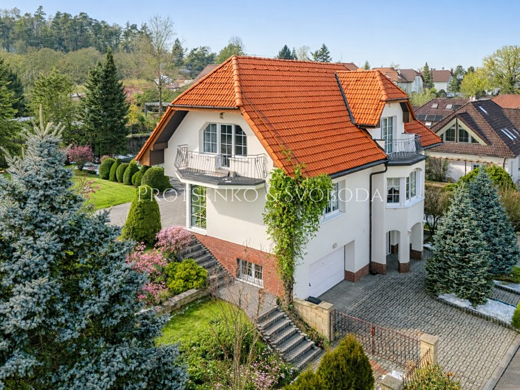 Prodej rodinného domu 314 m², pozemek 1 261 m² - foto 5