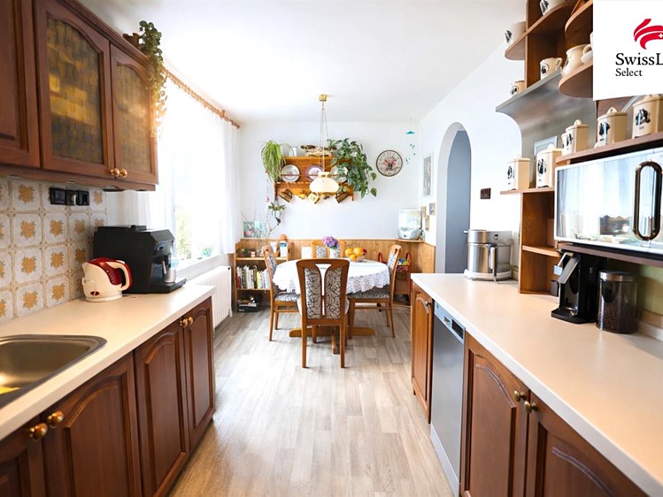 Prodej rodinného domu 144 m², pozemek 929 m² - foto 5