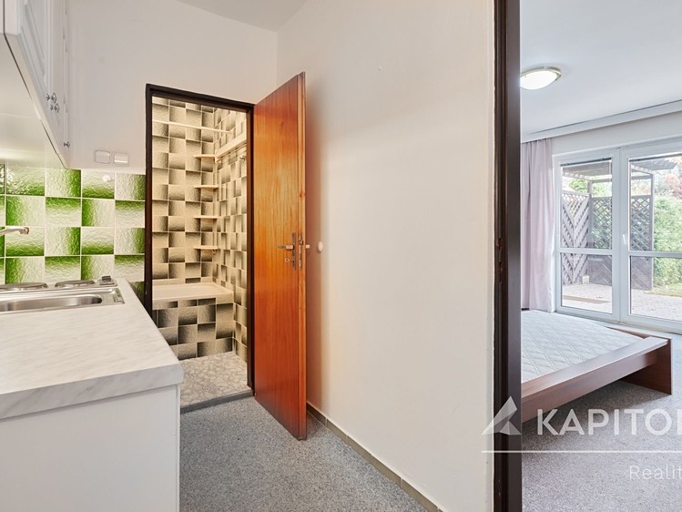 Prodej rodinného domu 177 m², pozemek 294 m² - foto 6