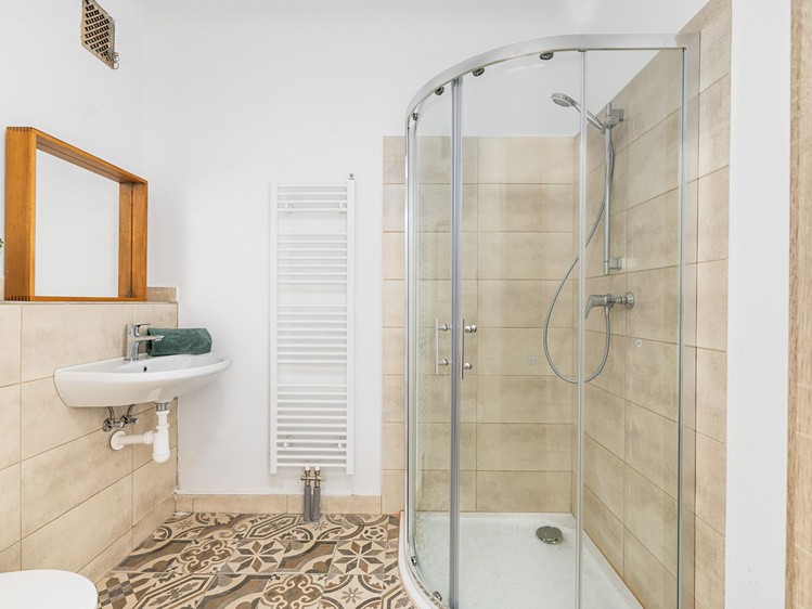 Prodej vícegeneračního domu 100 m², pozemek 361 m² - foto 7