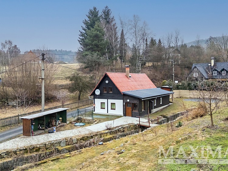 Prodej rodinného domu 143 m², pozemek 1 130 m² - foto 3