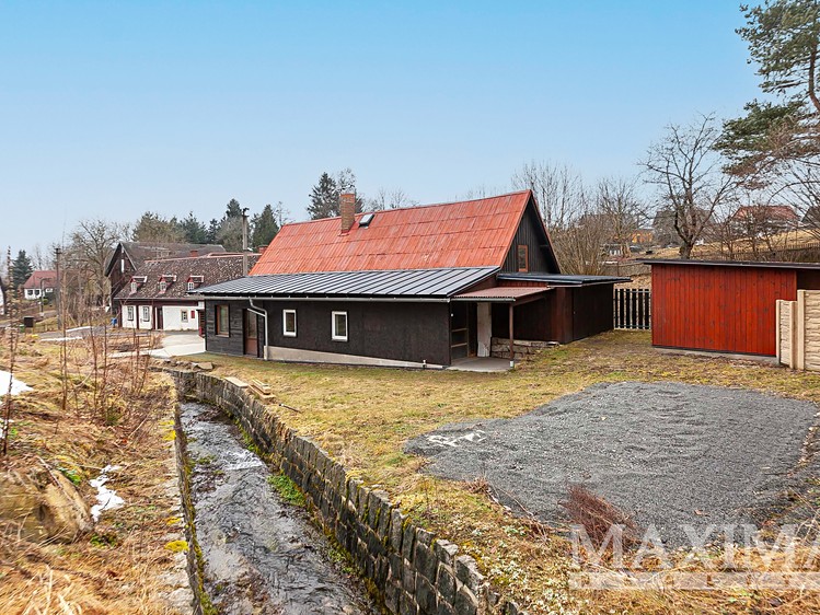 Prodej rodinného domu 143 m², pozemek 1 130 m² - foto 5