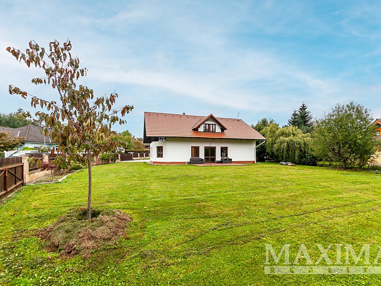Prodej rodinného domu 352 m², pozemek 1 401 m² - foto 3