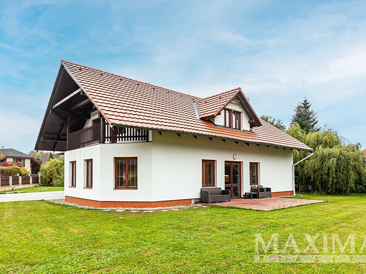 Prodej rodinného domu 352 m², pozemek 1 401 m² - foto 7
