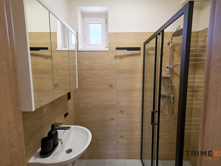 Prodej rodinného domu 125 m², pozemek 898 m² - foto 6