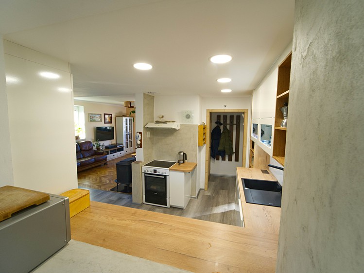 Prodej rodinného domu 257 m², pozemek 1 016 m² - foto 8
