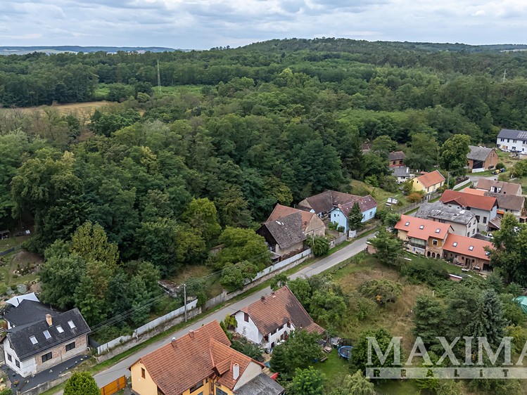 Prodej rodinného domu 200 m², pozemek 3 645 m² - foto 5