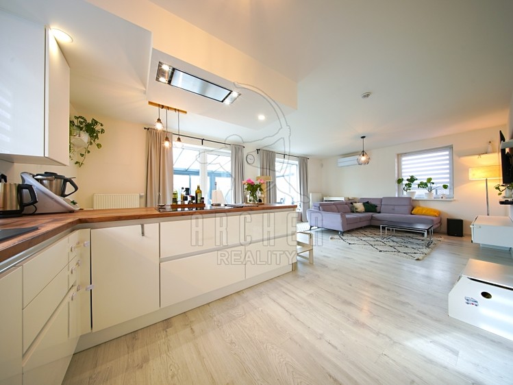 Prodej rodinného domu 168 m², pozemek 472 m² - foto 6