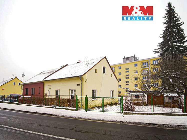 Prodej rodinného domu 120 m², pozemek 380 m² - foto 1